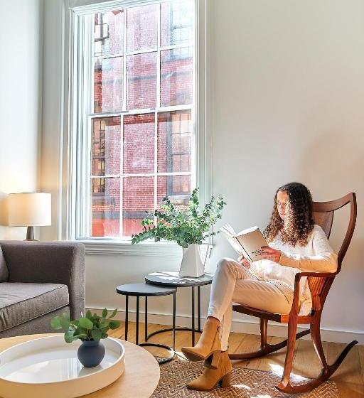 فندق The Docent S Collection