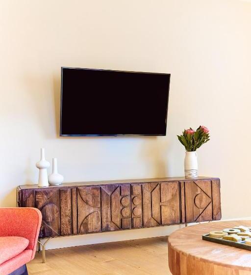 فندق The Docent S Collection