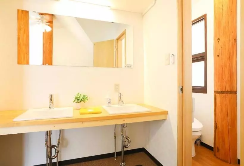 ホテル Uchi North Log Cabin