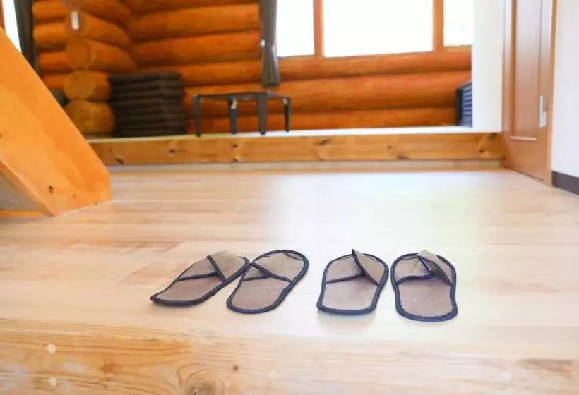 ホテル Uchi North Log Cabin