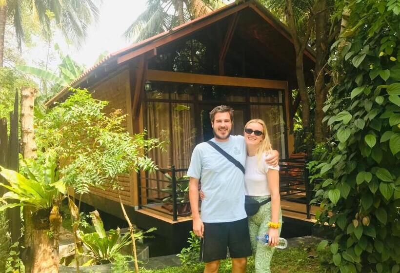 Пансион Mango Tree House