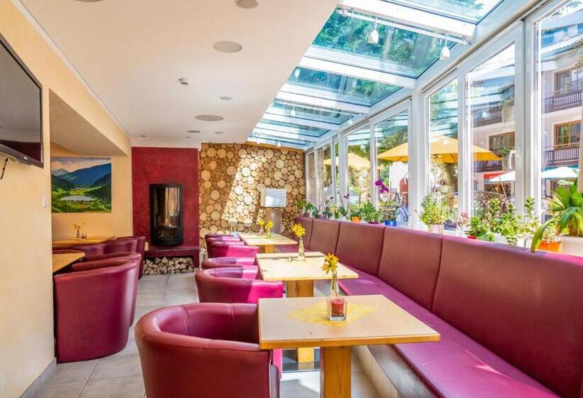 Отель Alte Post