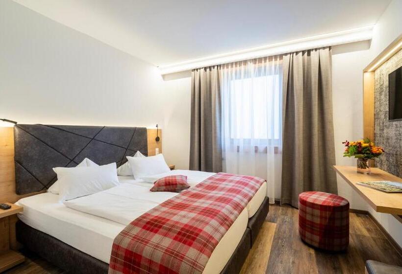 Отель Alte Post