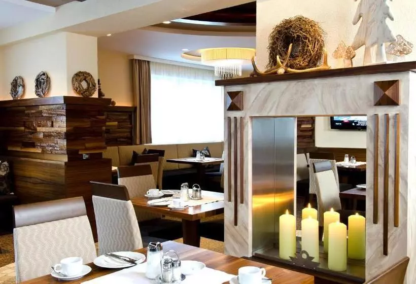 هتل Garni Astoria