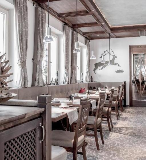 هتل Garni Caroline