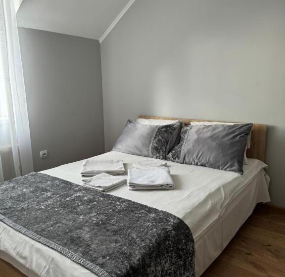 בית מלון כפרי Laguna