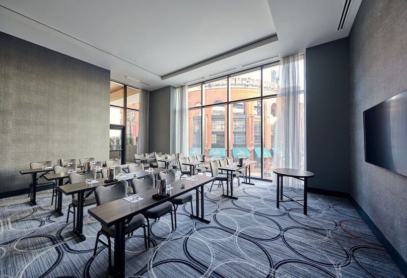 בית מלון כפרי Live! By Loews St. Louis