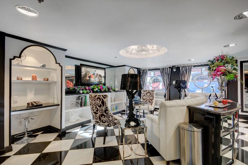 El Cortez Hotel And Casino 21 And Over