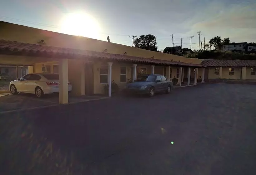 El Rey Motel