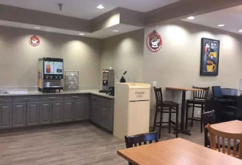 Отель Americinn By Wyndham Hudson