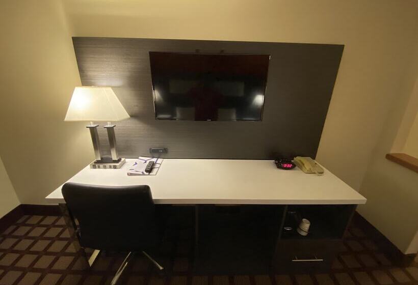 Отель Americinn By Wyndham Hudson