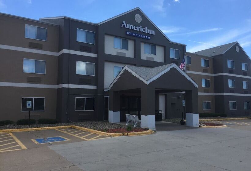 Отель Americinn By Wyndham Hudson