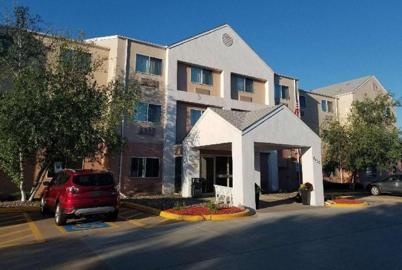 Отель Americinn By Wyndham Hudson