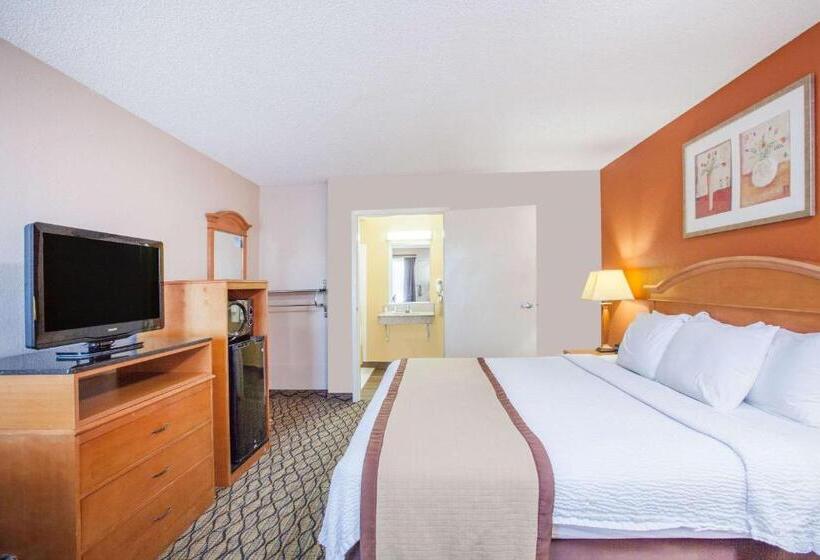 酒店 Baymont By Wyndham Madison Heights Detroit Area