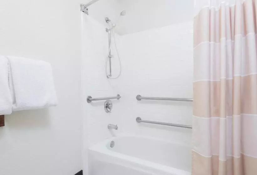 Отель Baymont By Wyndham Santa Fe