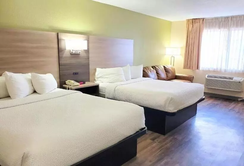 Отель Baymont By Wyndham Santa Fe