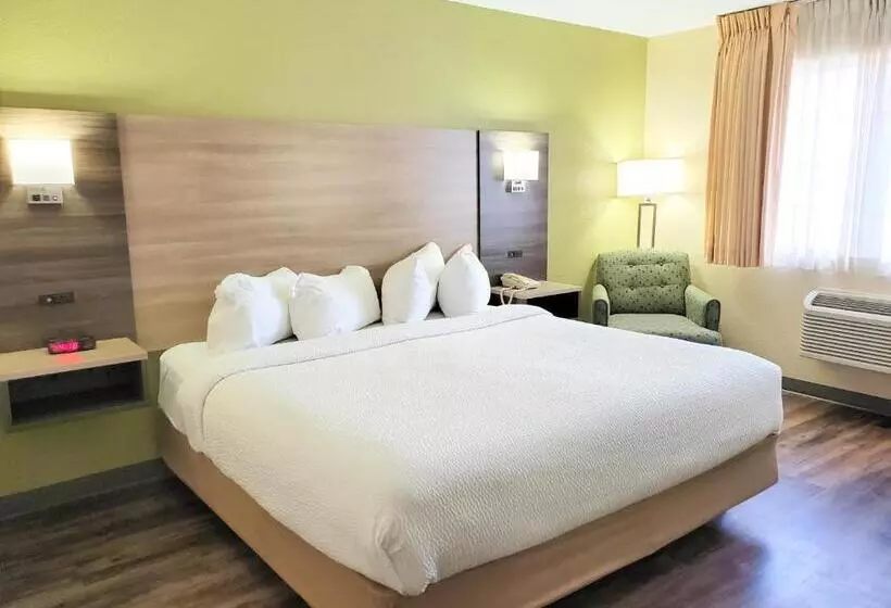 Отель Baymont By Wyndham Santa Fe