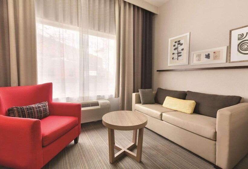 בית מלון כפרי Country Inn & Suites By Radisson, Fresno North, Ca