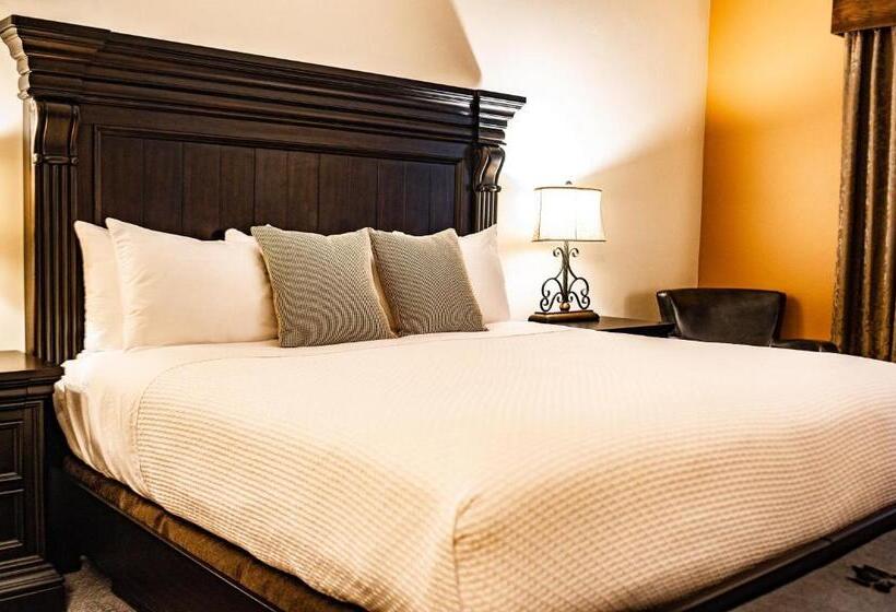 هتل Elk Country Inn