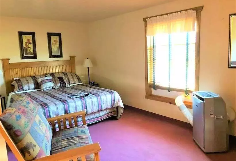 ホテル Elkhorn Mountain Inn
