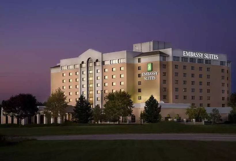 هتل Embassy Suites By Hilton Kansas City International Airport