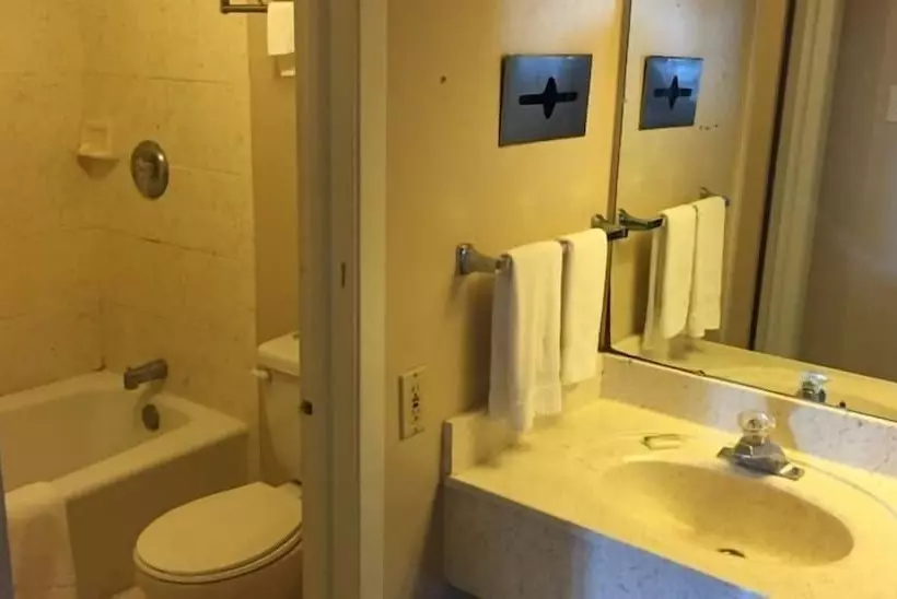 호텔 Executive Inn & Suites Beeville