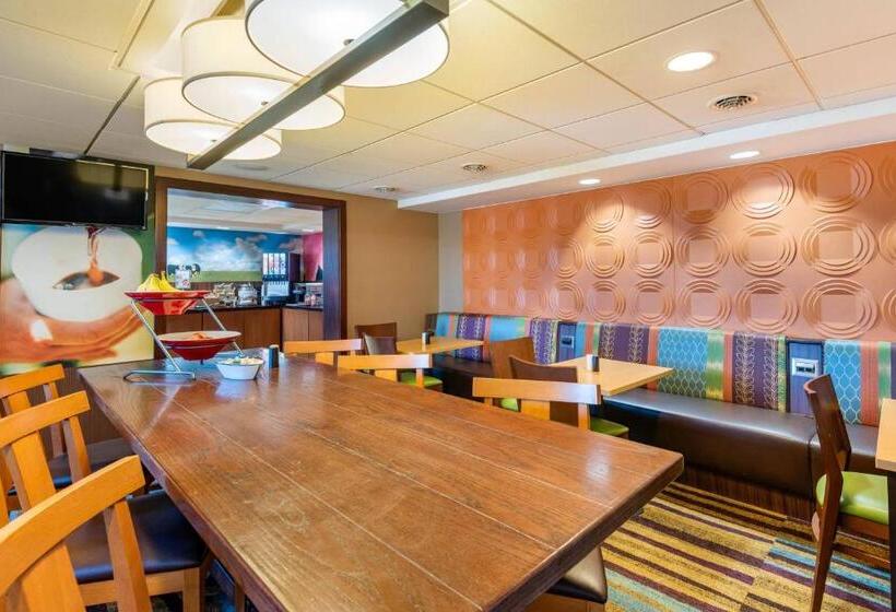 فندق Fairfield By Marriott Inn & Suites Portland Maine Airport