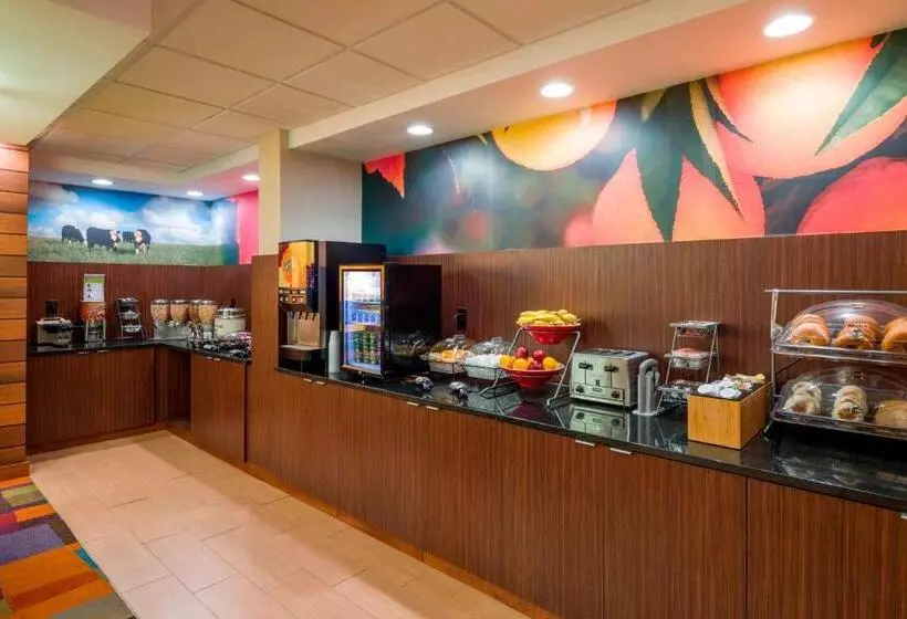 Отель Fairfield Inn & Suites By Marriott Allentown Bethlehem/lehigh Valley Airport
