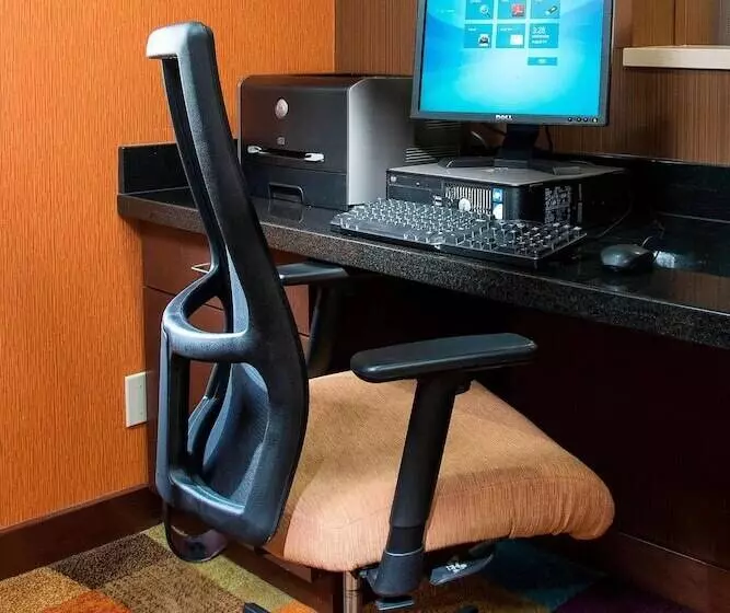 Отель Fairfield Inn & Suites Chicago Tinley Park