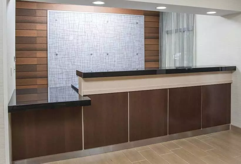 Отель Fairfield Inn & Suites Chicago Tinley Park