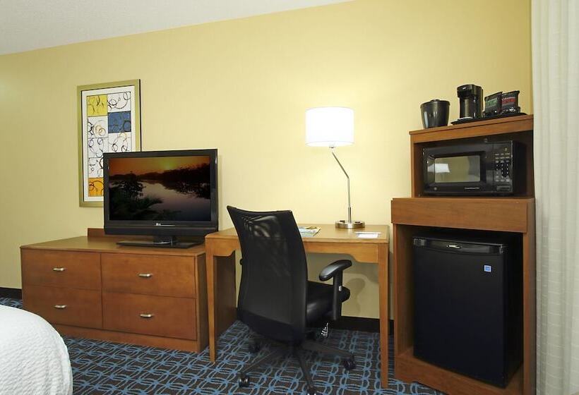هتل Fairfield Inn & Suites Colorado Springs South