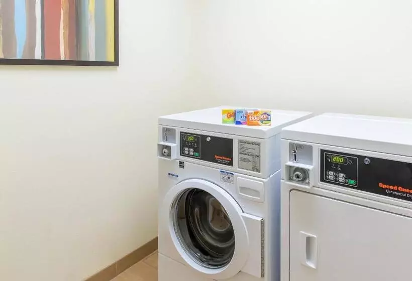 هتل Fairfield Inn & Suites Sioux Falls