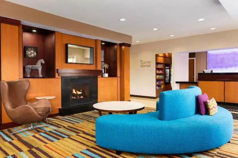 Hotelli Fairfield Inn & Suites By Marriott Toledo Maumee