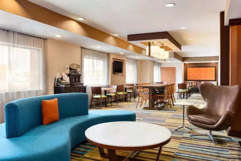 Hotelli Fairfield Inn & Suites By Marriott Toledo Maumee