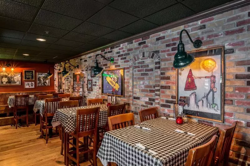 酒店 Harbor Shores On Lake Geneva