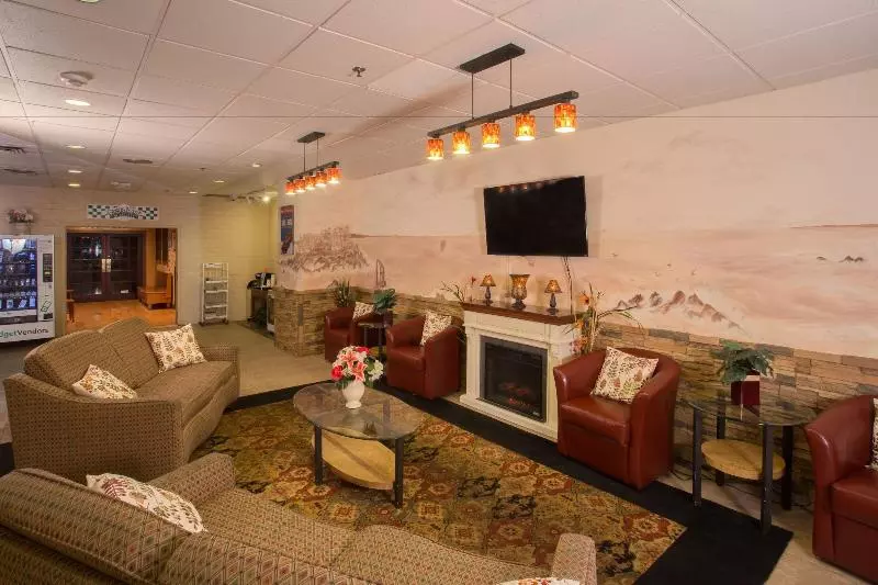 酒店 Harbor Shores On Lake Geneva