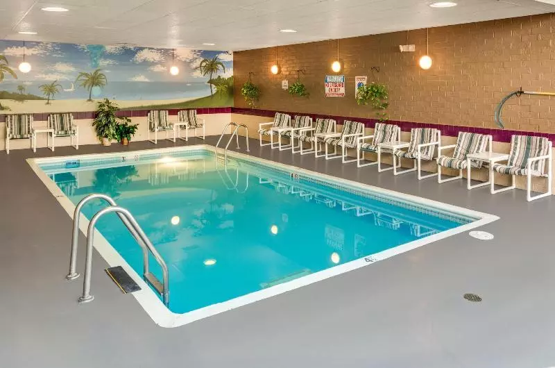 酒店 Harbor Shores On Lake Geneva