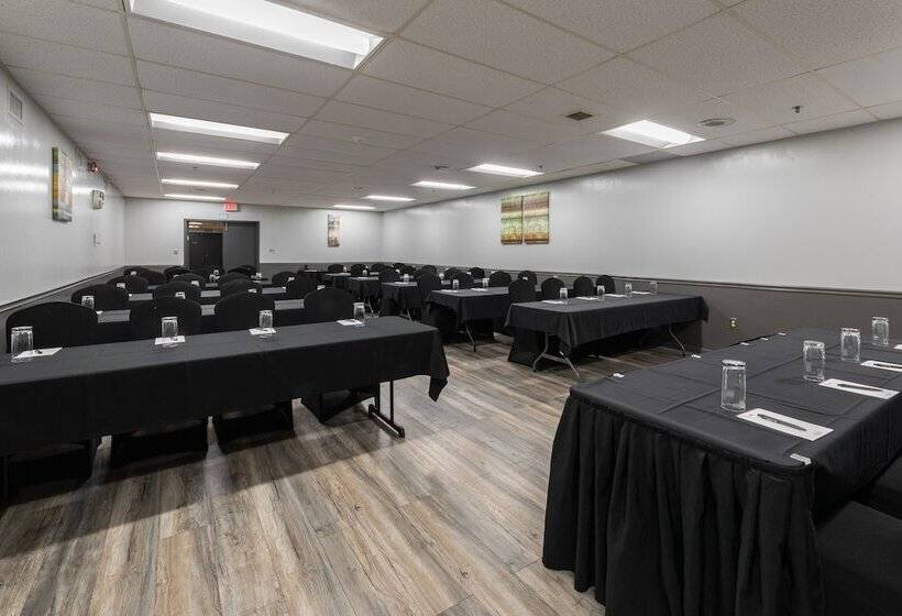 فندق Harbor Shores On Lake Geneva