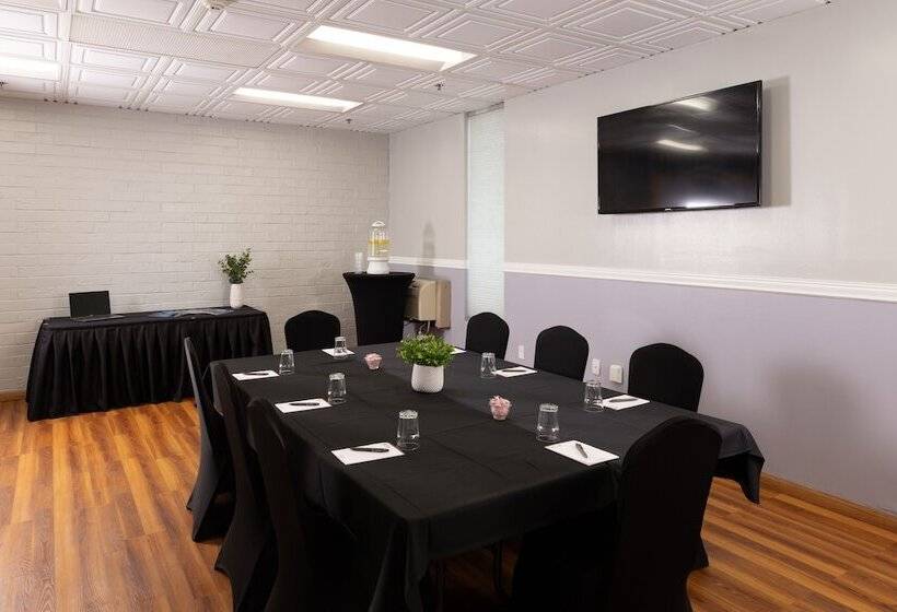 فندق Harbor Shores On Lake Geneva