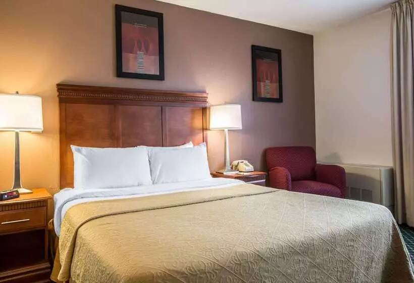 هتل Quality Inn Colchester Burlington