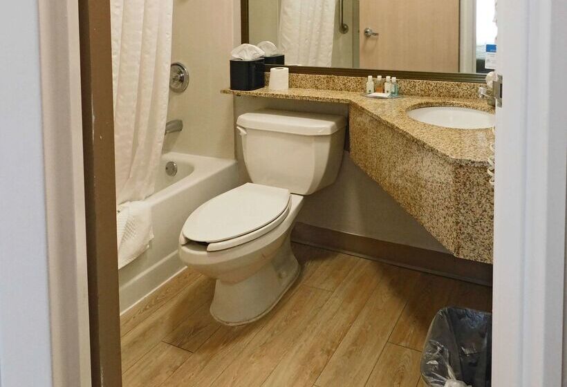 Otel Quality Inn Colchester Burlington