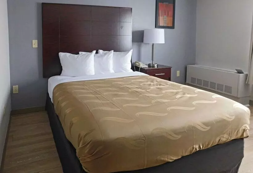 هتل Quality Inn Colchester Burlington