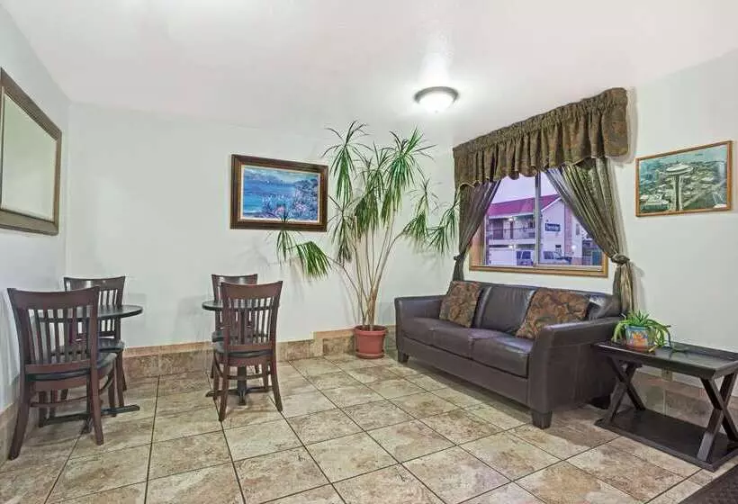 酒店 Travelodge By Wyndham Seattle North Of Downtown