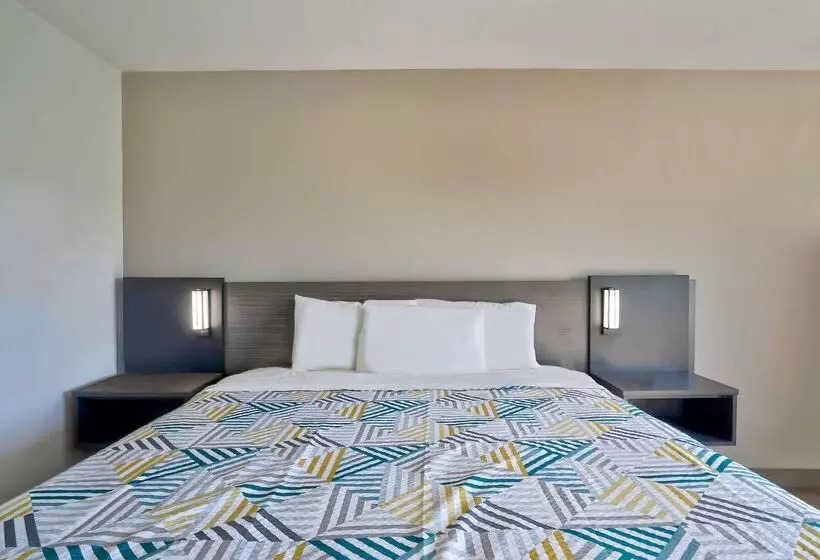 Motel 6 Virginia Beach