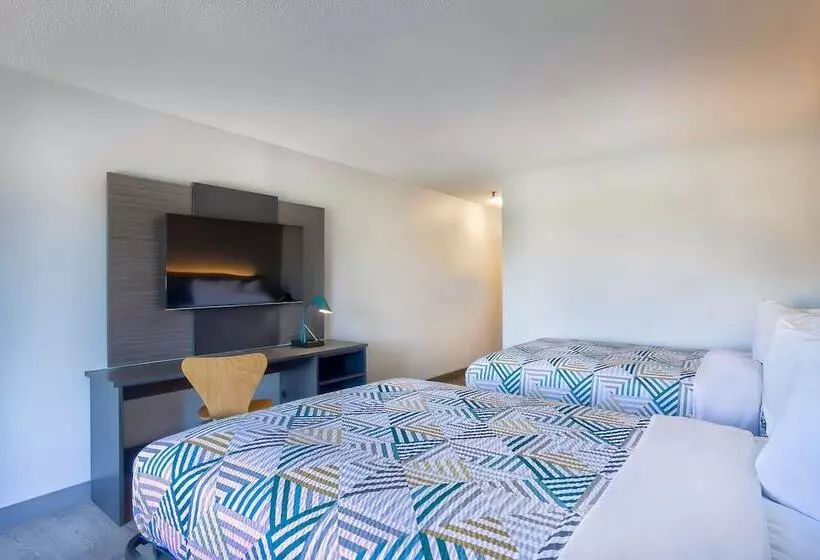 Motel 6 Virginia Beach