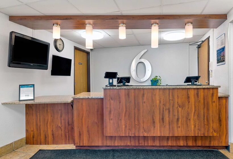 Motel 6cedar Rapids, Ia Airport