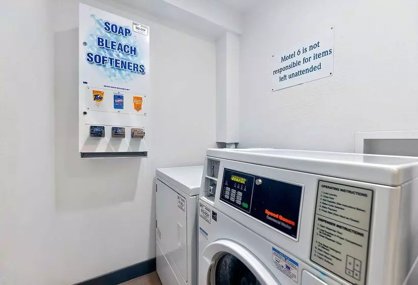 Motel 6cedar Rapids, Ia  Airport