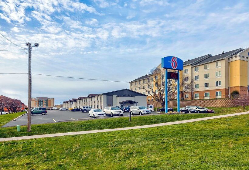 Motel 6cedar Rapids, Ia Airport