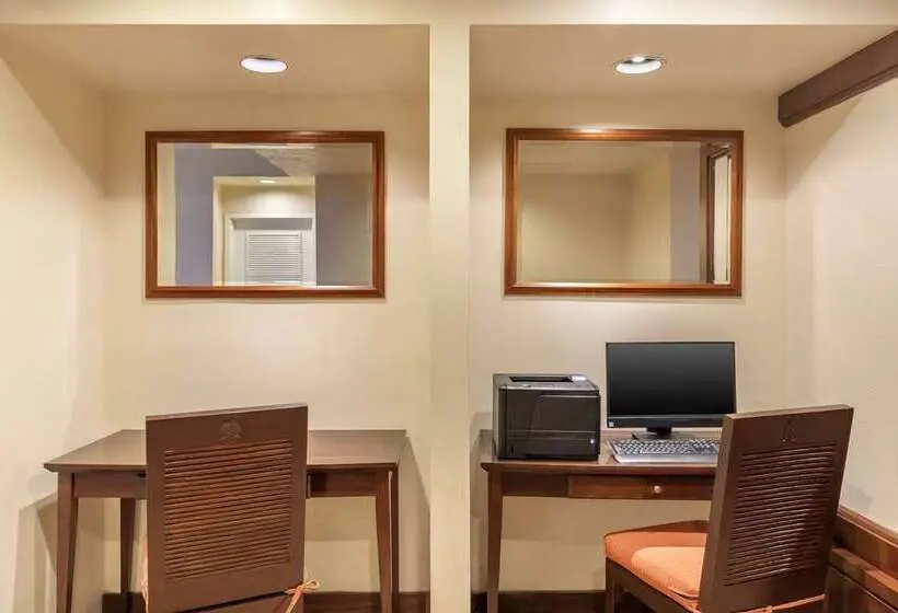 リゾートホテル Ka Anapali Beach Club