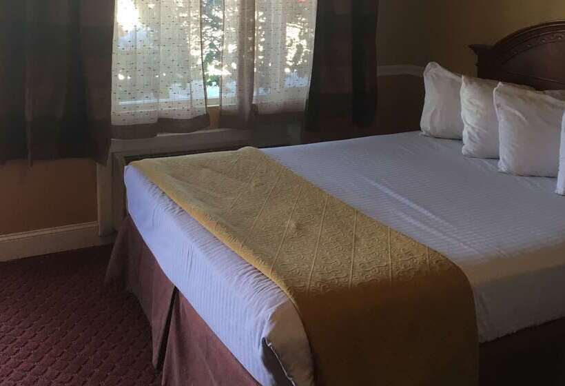 אתר נופש Travelodge By Wyndham Hawthorne